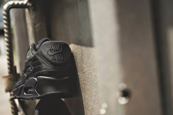 Кросiвки Nike Wmns Air Max 90 Premium "Black", EUR 37,5