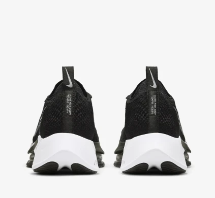 Чоловічі кросівки Nike Air Zoom Tempo NEXT% (CI9923-005), EUR 44