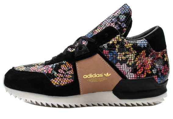 Кросівки Adidas Originals ZX700 Remastered "Multicolor", EUR 37