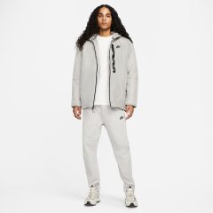 Чоловіча куртка Nike M Nk Tf Filled Jkt Wvn Tech+ (DQ4742-016)