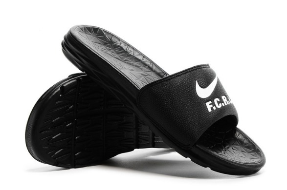 Сланці Nike Benassi Solarsoft FCRB QS "Black", EUR 41