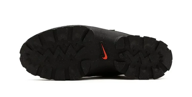 Кросівки Жіночі Nike Lahar Low (DB9953-001), EUR 37,5