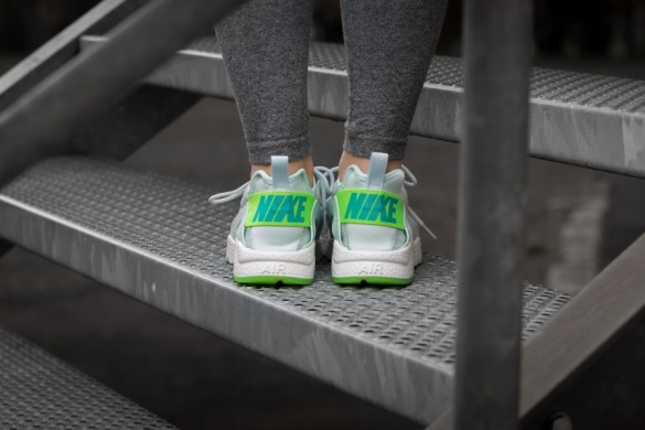 Кроссовки Nike WMNS Air Huarache Run Ultra "Teal/Green", EUR 39