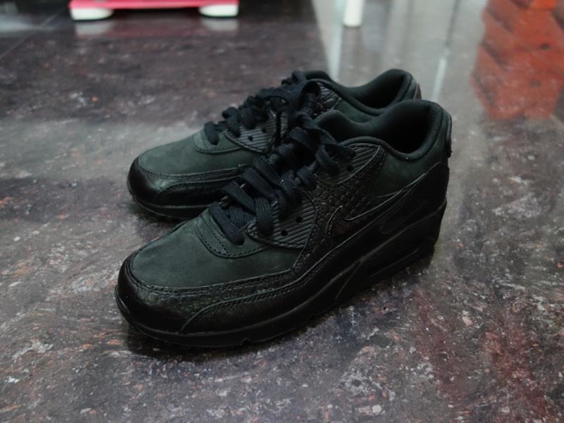 Air max hot sale 90 black premium