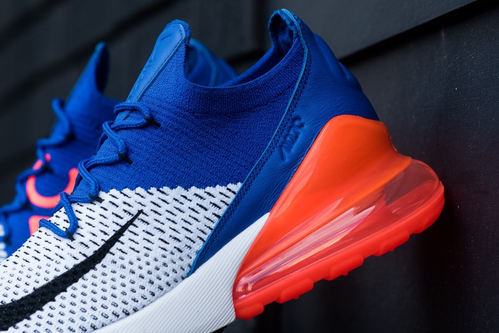 Nike air max 270 best sale flyknit racer blue total crimson