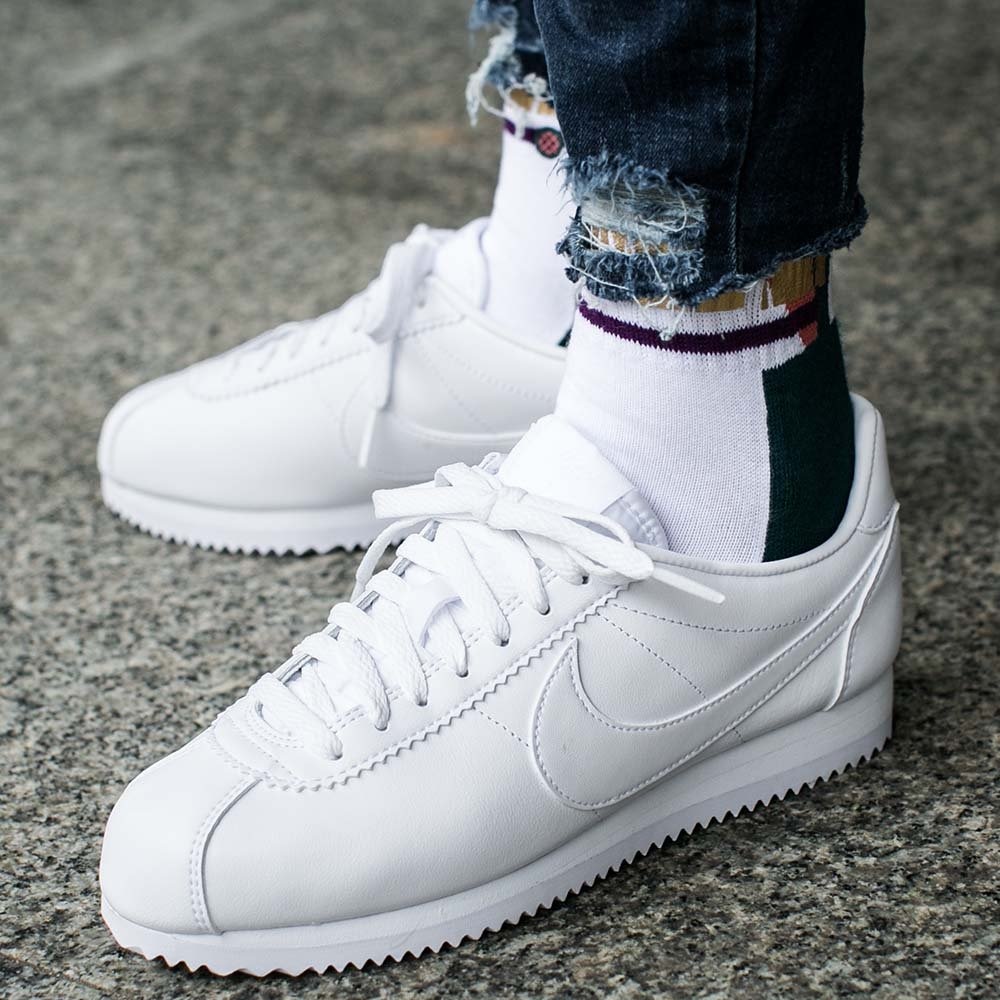 Nike cortez discount classic all white