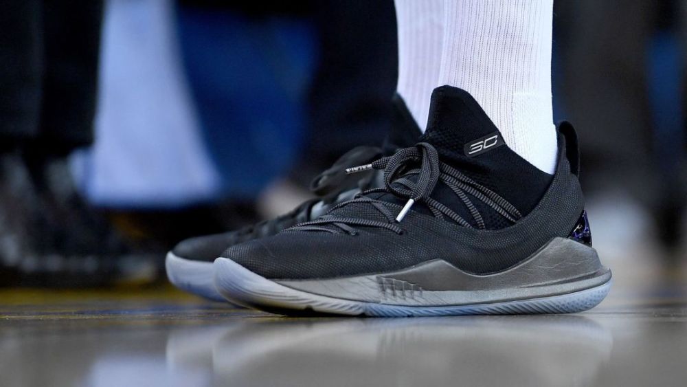 Curry 5s deals black