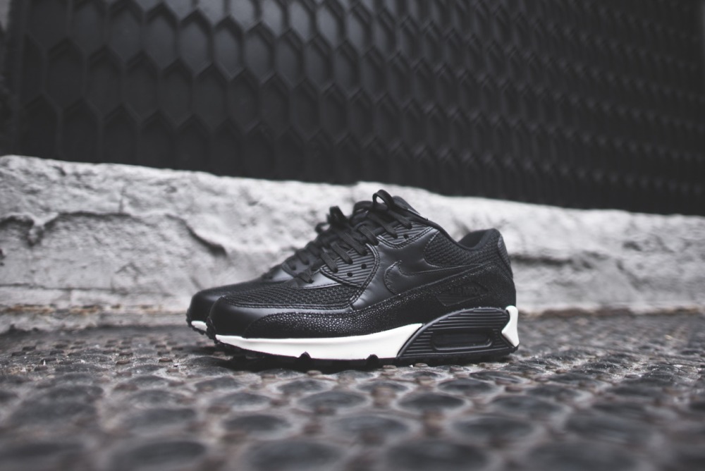 Nike air cheap max 90 stingray