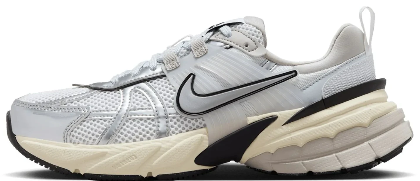 靴 NIKE / V2K RUN / FD0736-100 NIKE WMNS V2K RUN summit white/metallic silver fd0736-100