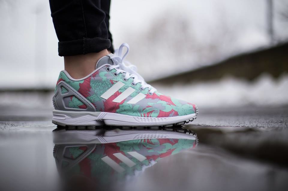 Zx flux w sales adidas