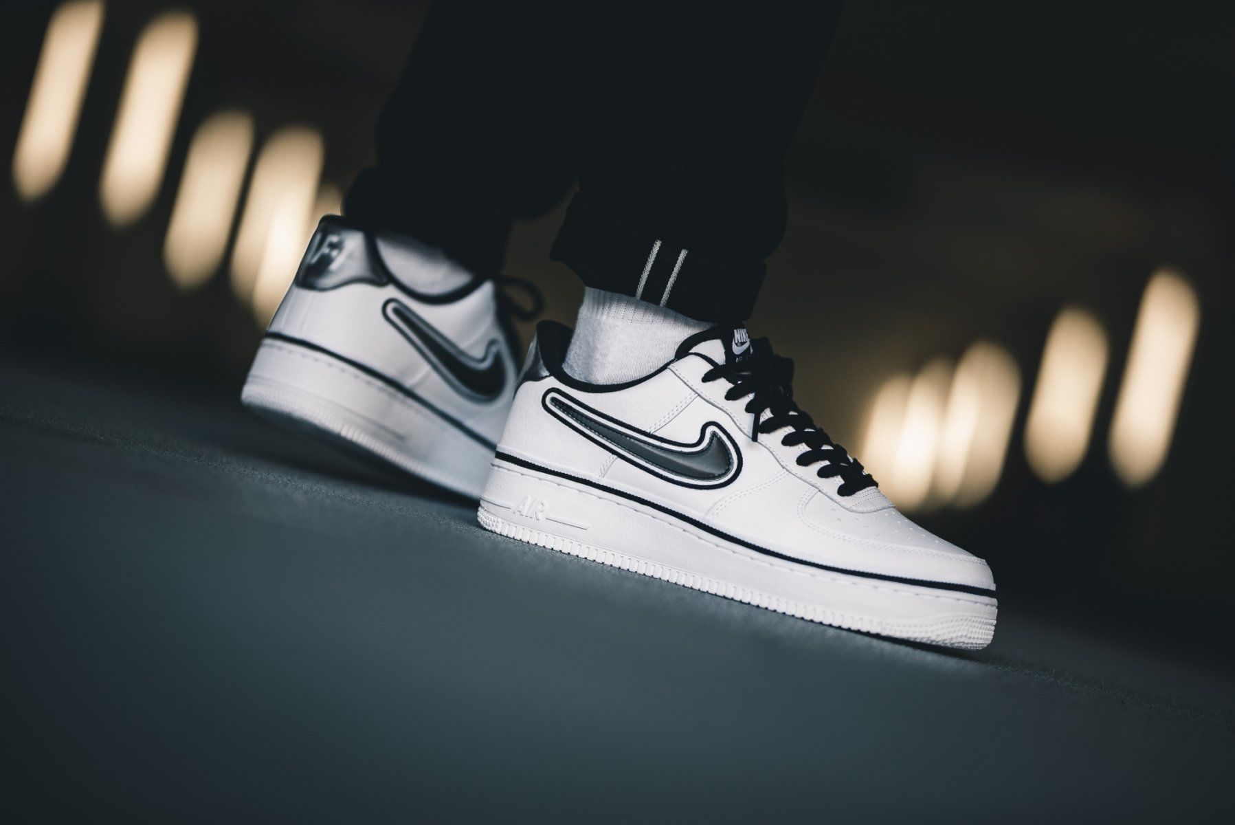 air force 1 low sport nba white black