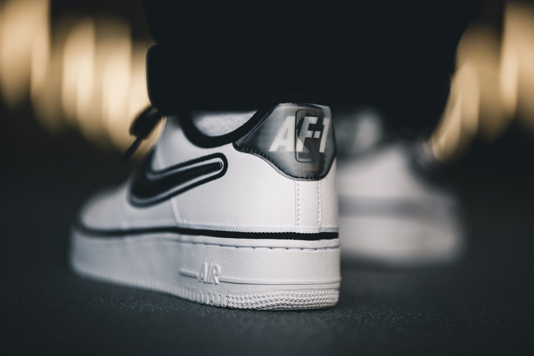 air force 1 low sport nba white black
