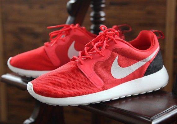 Roshe run cheap red