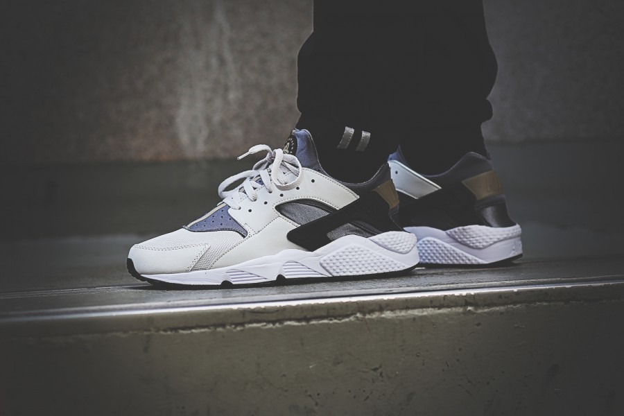 Nike air 2024 huarache ash grey