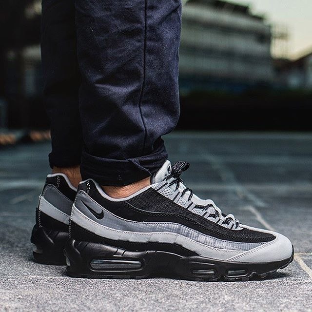 Nike air max 95 black best sale wolf grey