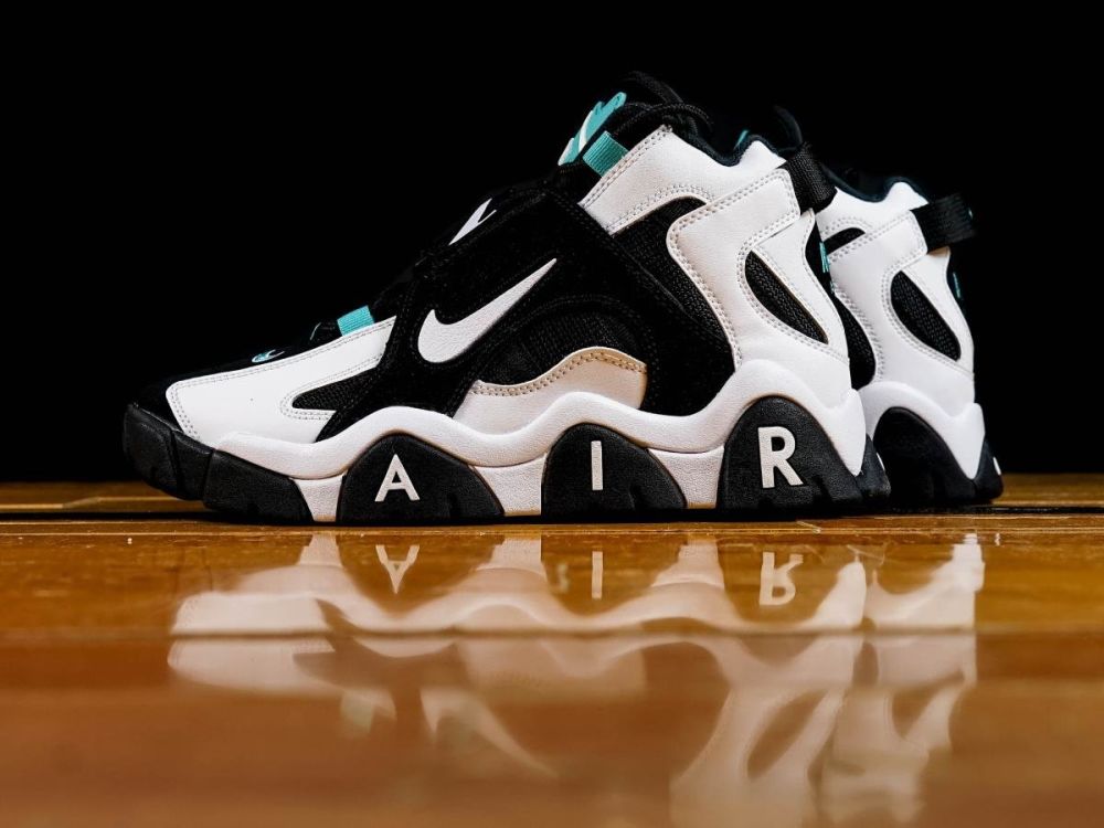 Nike air hot sale barrage og