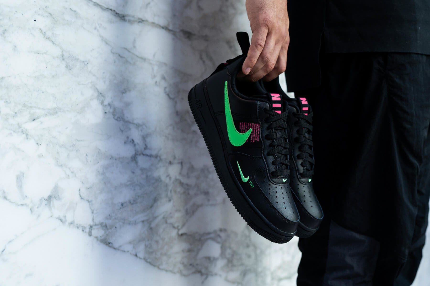 air force 1 low utility black hyper pink scream green