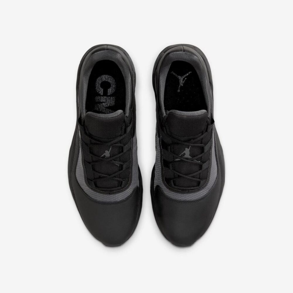 Air max hot sale jordan 11