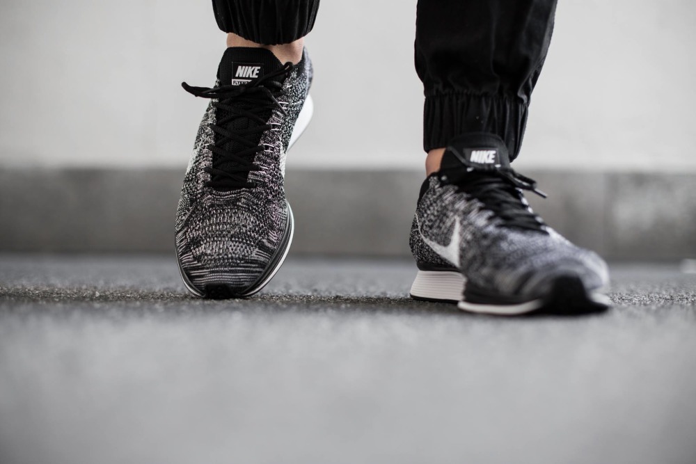 Nike Flyknit Racer Oreo 1 015 Brooklynstore