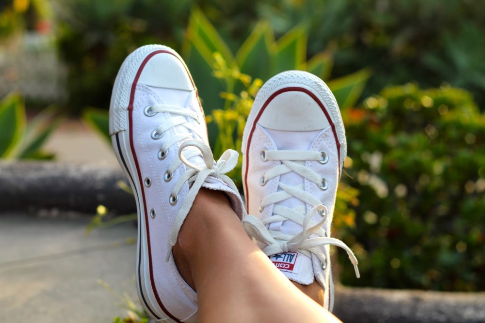 Converse all best sale star white low