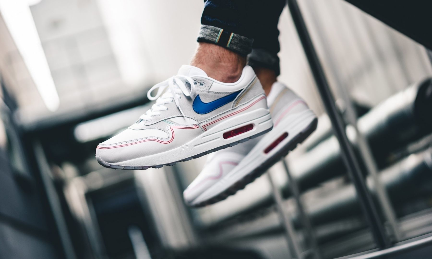 nike air max 1 pompidou by day
