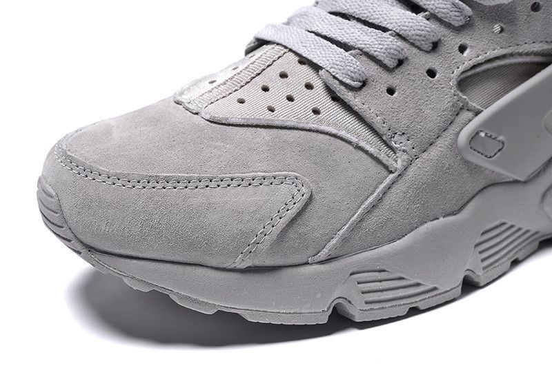 Nike air huarache run premium metallic hematite e amp; cool grey hotsell