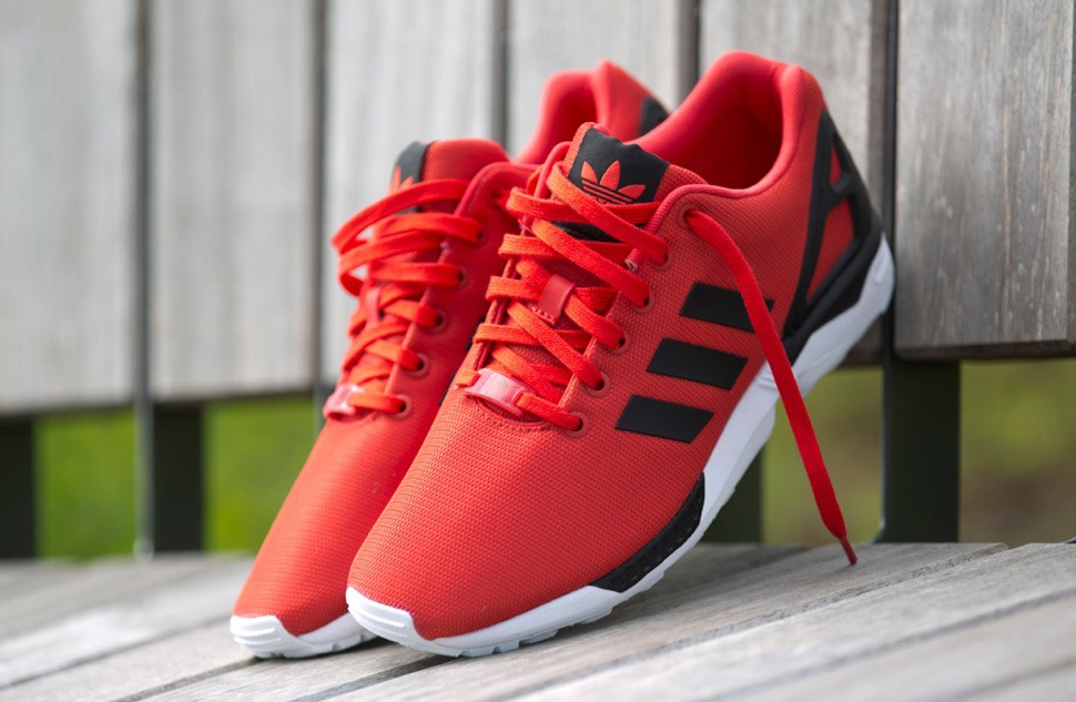 Adidas flux red and black hotsell