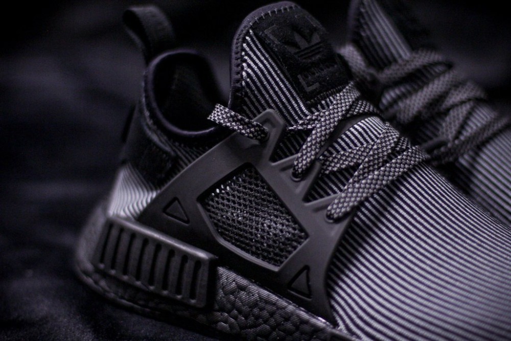 Nmd xr1 triple black price online