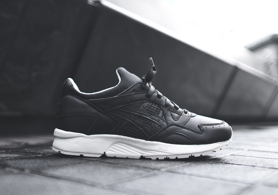 Kith x asics gel saga hotsell