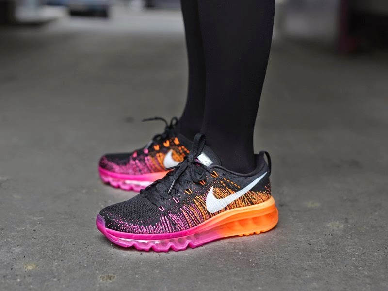 Nike air max 2024 flyknit black orange