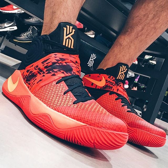 Nike kyrie 2 inferno hotsell