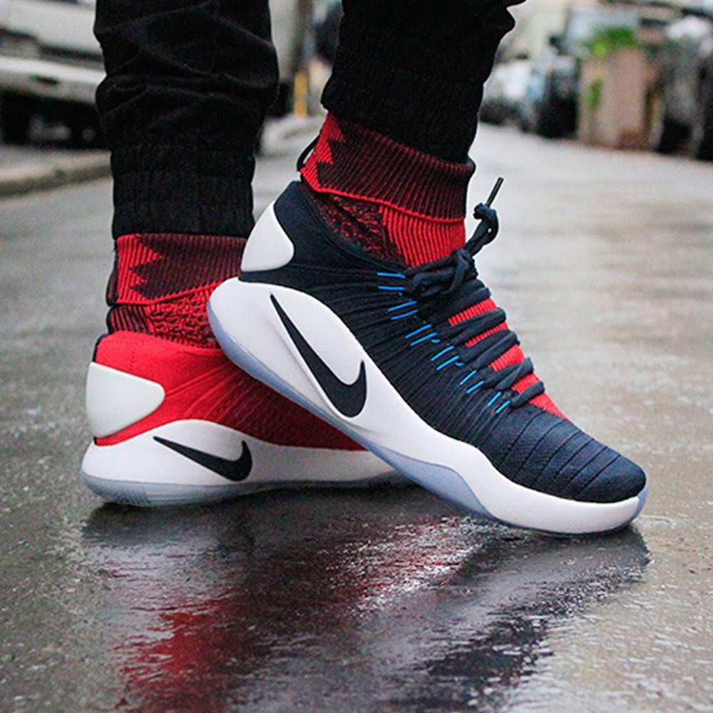 Nike hyperdunk flyknit on feet best sale