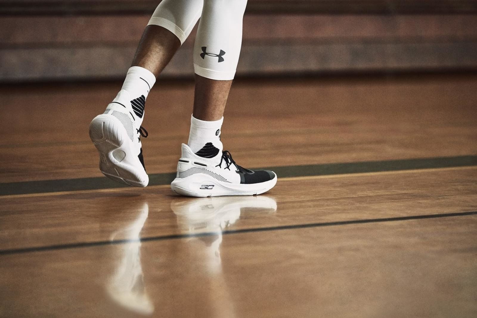 boys under armour curry 6