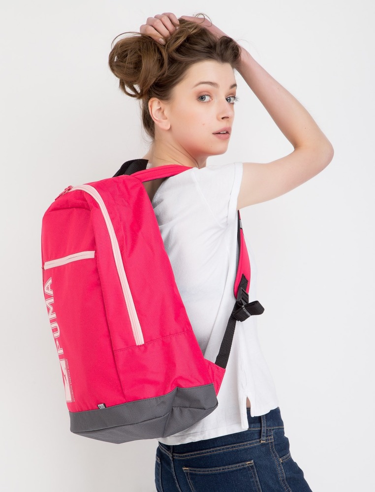 Puma pioneer 2025 backpack red