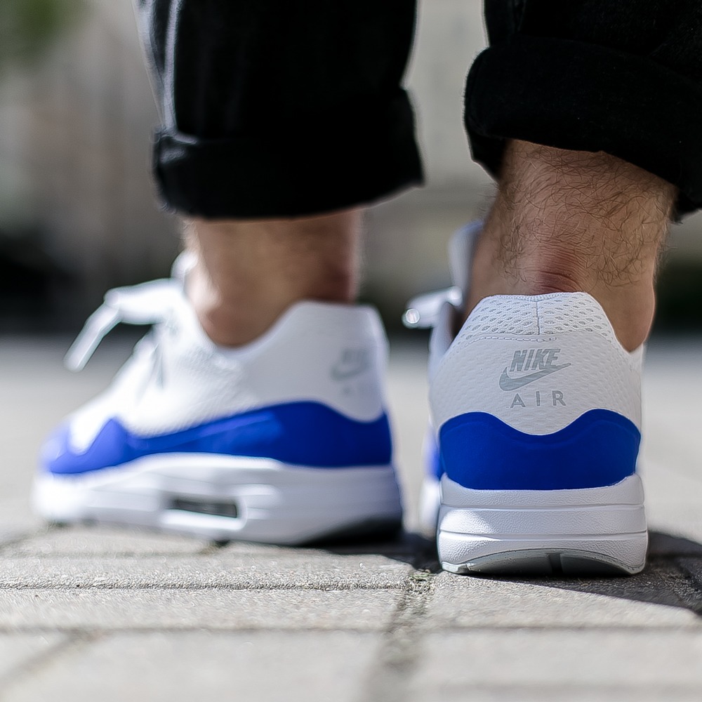 Air max 95 store ultramarine on feet