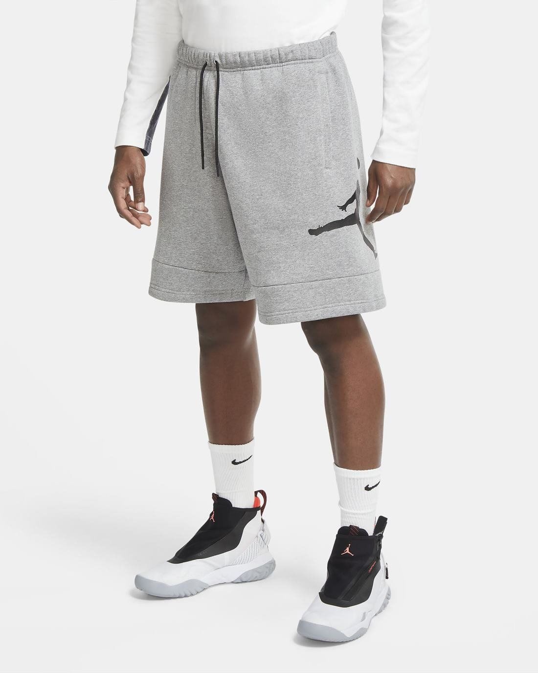 Nike air hot sale jordan fleece shorts