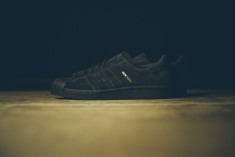 Adidas superstar 2024 negras new york