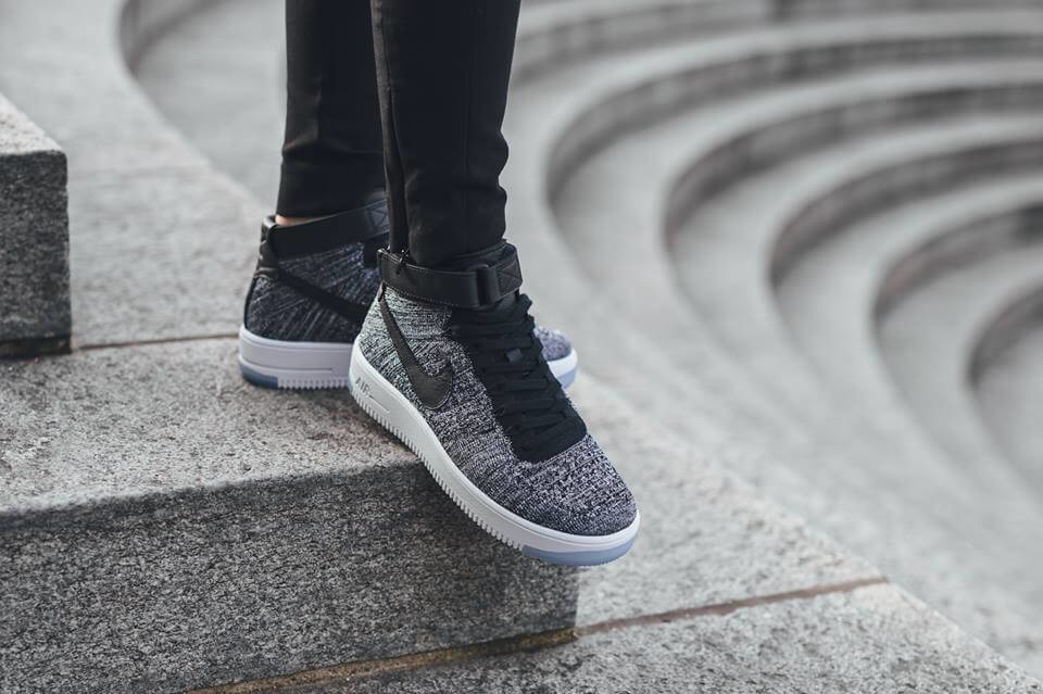 Nike sales flyknit mid