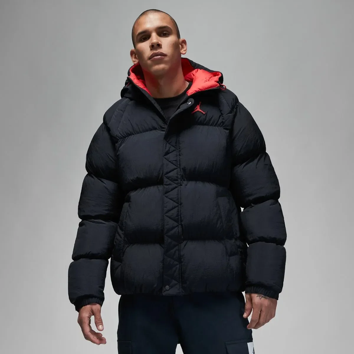 Куртка Мужская Jordan Mj Ess Puffer Jacket (DQ7348-010) DQ7348-010