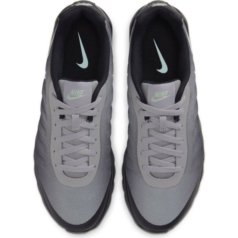 Nike air clearance max invigor 2