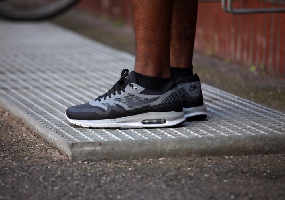 Air max hot sale one lunar