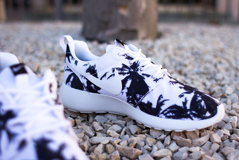 Nike Roshe Run Palm Trees Blue 1 073