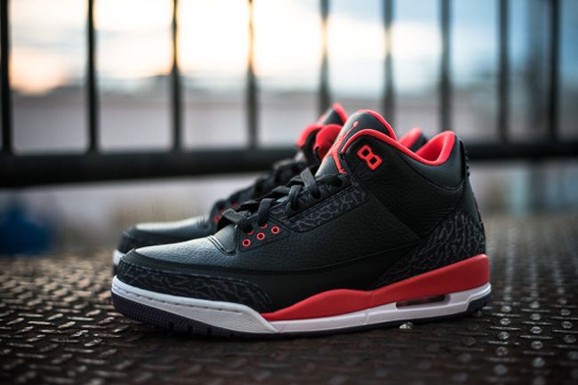 Jordan discount 3s crimson