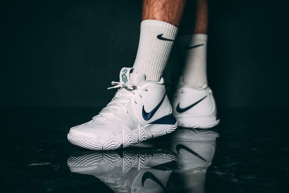 Nike Kyrie 4