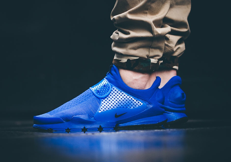 Nike sock sale dart blue