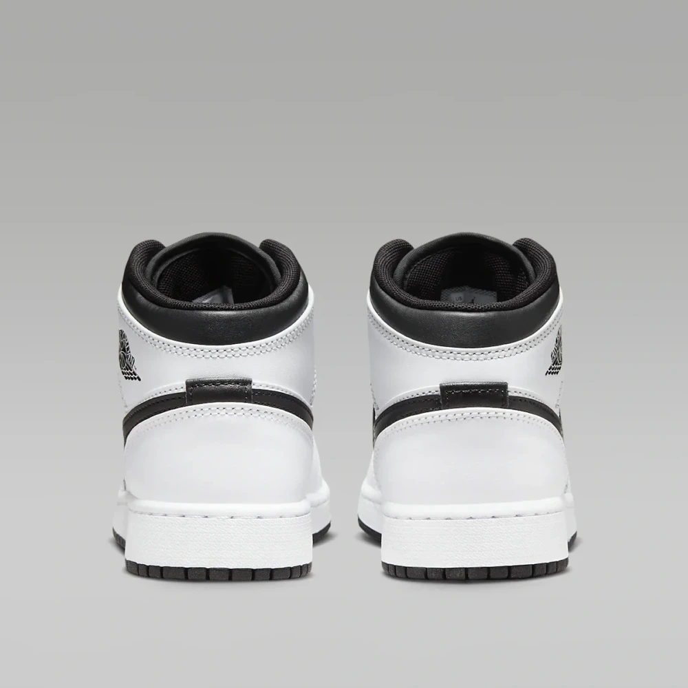 Кросівки Жіночі Jordan Air 1 Mid (Gs) (DQ8423-132) купити за