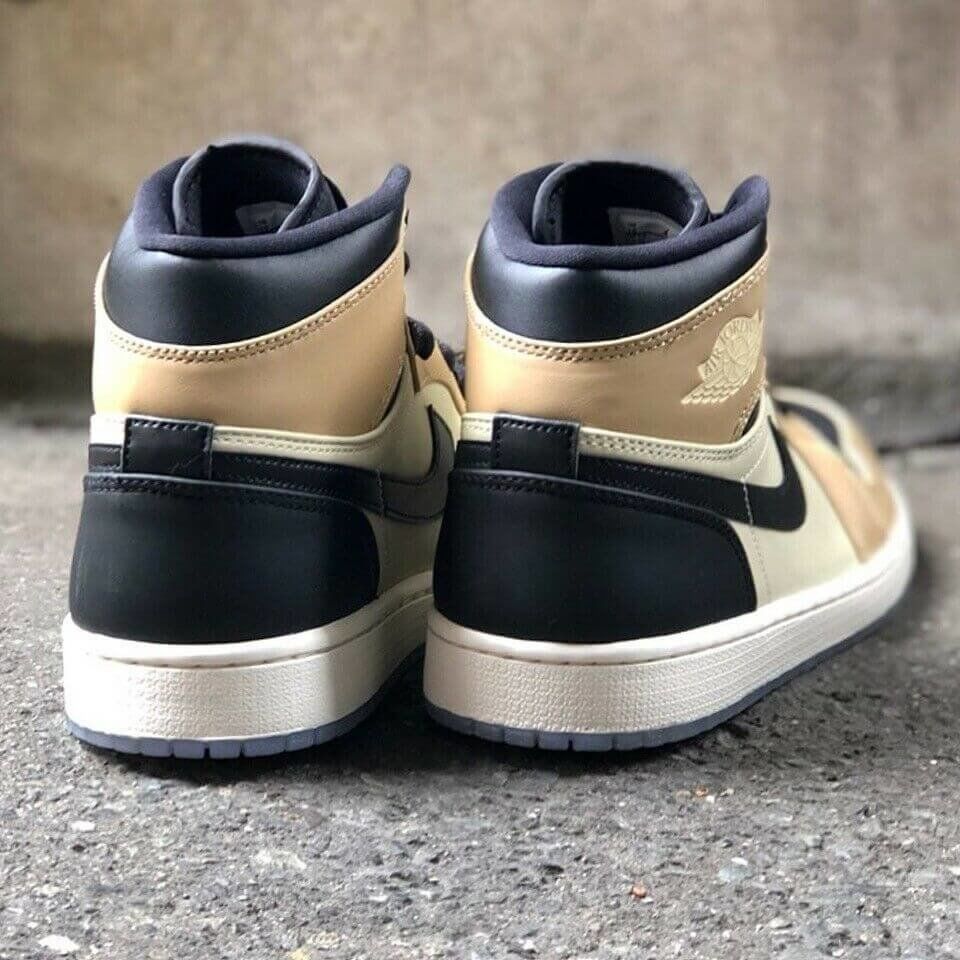 jordan 1 retro high black mushroom w