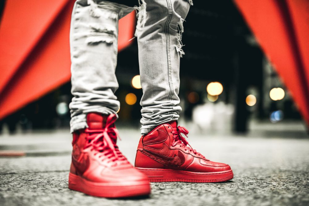 All red nikes best sale