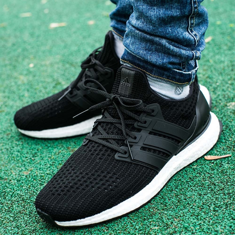 Black ultraboost sale