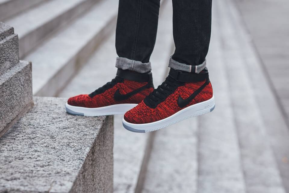 Air force 1 flyknit red hotsell